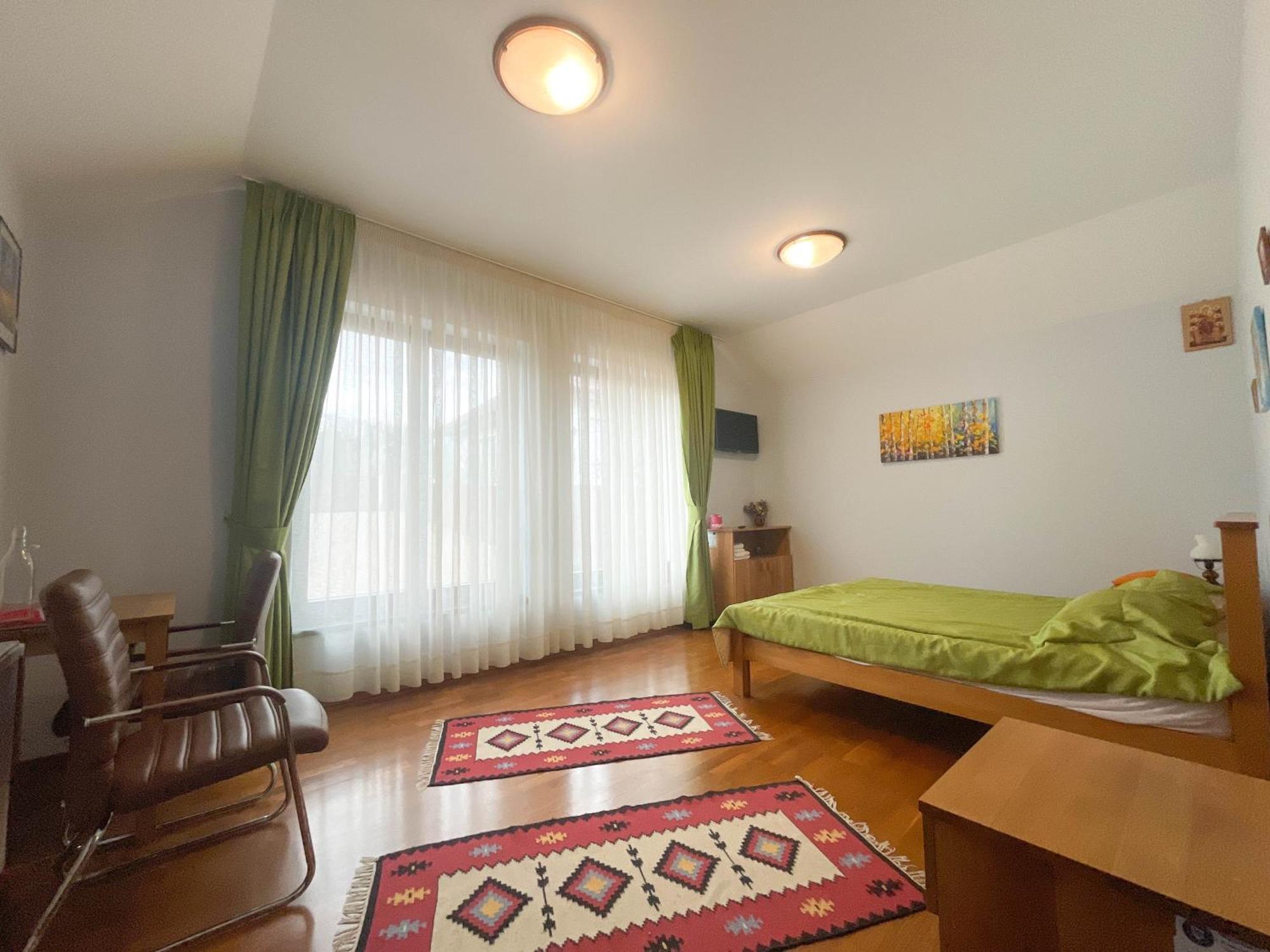 Pensiunea Tania-Nora Alexandru cel Bun Extérieur photo